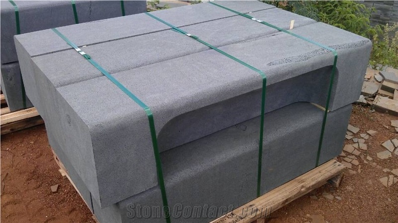 Dark Basalt/Hainan Black Basalt/China Black Basalt/Tiles&Slabs/Kerb/Flooring/Paving/Walling/Sawn/Honed/Polished