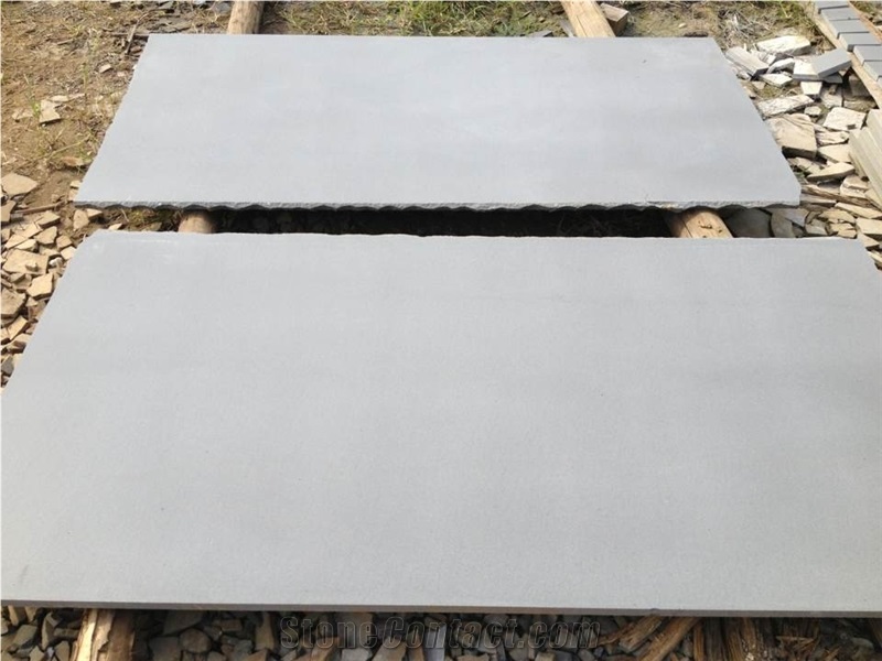 Grey Basalt Tiles&Slabs/Hainan Grey Basalt/Basaltina/Lava Stone/Paving/Flooring/Walling/Honed/Polished/Sandblasted