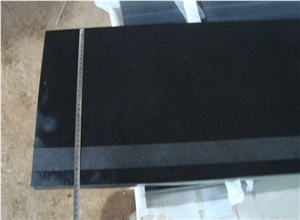 Hainan Black Basalt/Dark Basalt Tiles &Slabs/Blue Stone/Walling/Paving/Pool Coping/Stepping/Sawn/Honed