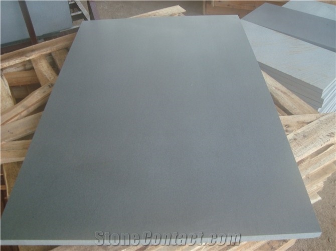 Hainan Grey Basalt/Basaltina/Grey Basalt Tiles&Slabs/Grey Basalt/China/Walling/Paving/Flooring/Polished/Honed/Flamed/Lava Stone