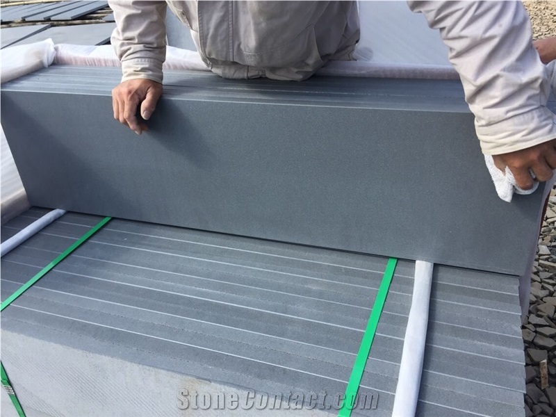 Honed Grey Basalt Tiles&Slabs / China Grey Basalt / Hainan Grey Basalt / Hainan Basalt /Lava Stone /Basaltina /Basalto /Inca Grey for Walling ,Flooring,Cladding