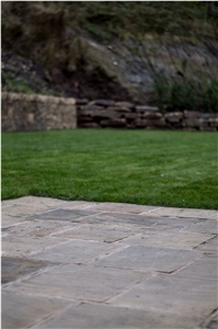 Natural Faced Hand Fettled Riven Yorkstone Paving