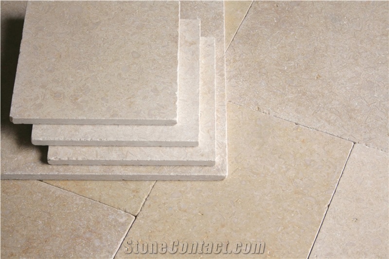 Exclusive Monte Carlo Limestone Tumbled Tiles