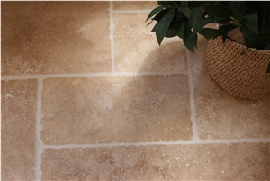 Tuscany Country Travertine Honed Chiselled