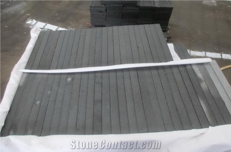 Chinese Cheap Popular Black Basalt Hainan Andesite Grey Lava Stone Machine Cut Slabs & Tiles for Floor Covering, with Anti Slip Grooves, Natural Building Stone Outdoor Exterior Decoration, Quarry Own
