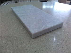 Beautiful and Durable Quartz Stone Easy-To-Clean and Resistant to Stains,Heat and Scratches