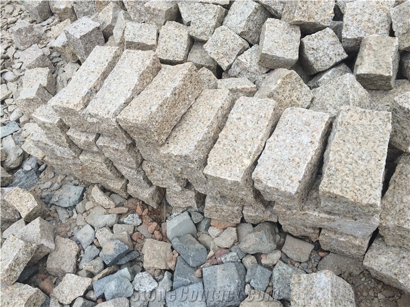 G682 Yellow Granite Natural Split Cube Stone,All Sides Splited Paving Stone
