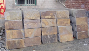 China Rusty Slate Flagstone for Floor Paving
