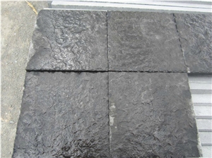 China Black Basalt Mongolia Black Flamed Tiles