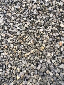 China Cheap Landscaping Crushed Stone,Grey Granite Road Gravel,Black and Grey Granite Pebble and Gravel Stone,Landscaping Stones .Paveing Stone,Pavers