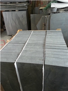 Fargo Exterior Paving Stone, China Black Basalt Driveway Paving Stone, G684 Honed Thick Pavers for Patio/Stepping