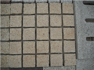 Fargo Flamed Paving on Mesh,Chinese Yellow Granite G682 Exterior Paving Pattern Pavers for Courtyard/Driveway/Garden Stepping/Walkway