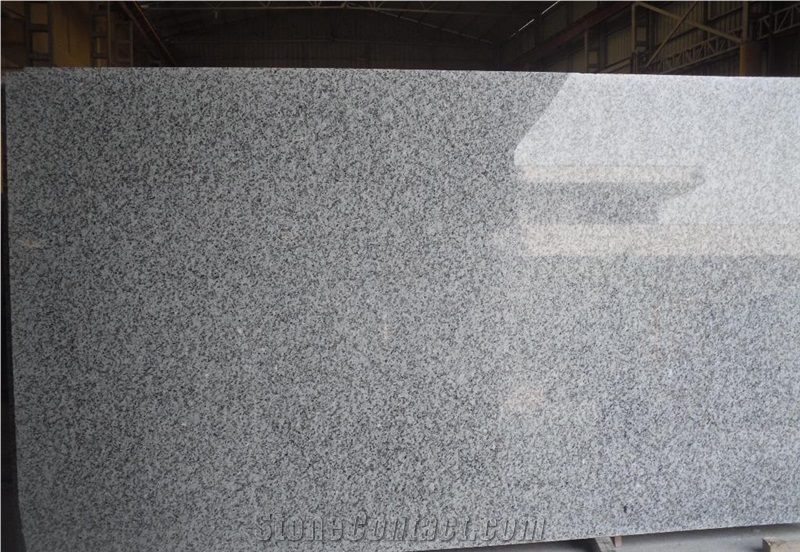Fargo Granite Half Slabs, Grey Granite Gang-Sawn Slabs, G439 Chinese Granite Polished Slabs for Wall/Floor Covering