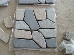 Fargo Irregular Multi-Color Granite Stone on Mesh, Chinese Granite Tumbled Paving Net, Exterior Paving Pattern