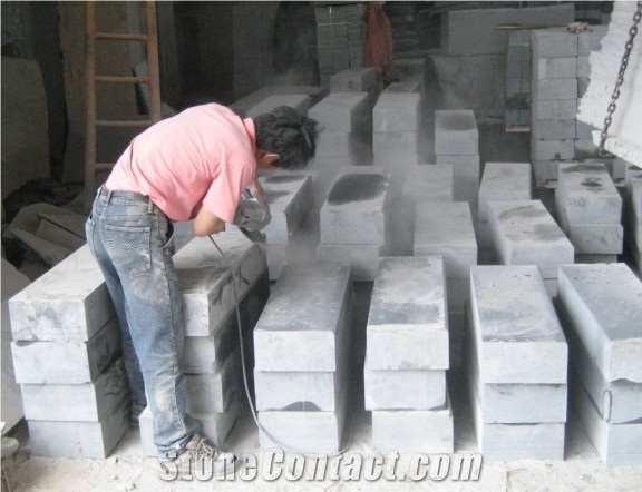 China G654 Granite Kerbstone / China Dark Grey Granite / Graphite Grey / Pangdan Dark / Ash Grey / Road Side Stone