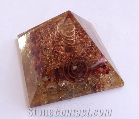 Carnelian-Crystal Orgone Pyramid with Crystal Point Orgonite Red Carnelian Pyramid Healing Rieki Crystals with Copper Pyramid