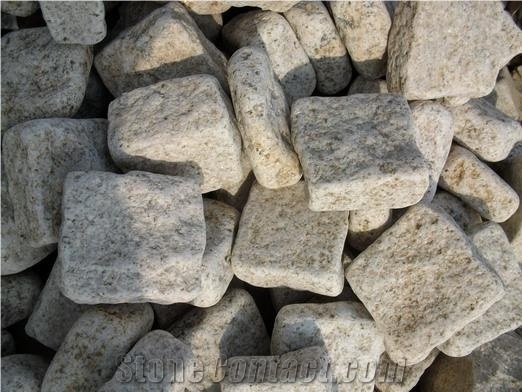 G682 Granite Cube Stone,Yellow Granite Paving,G682 Granite Cobble Stone