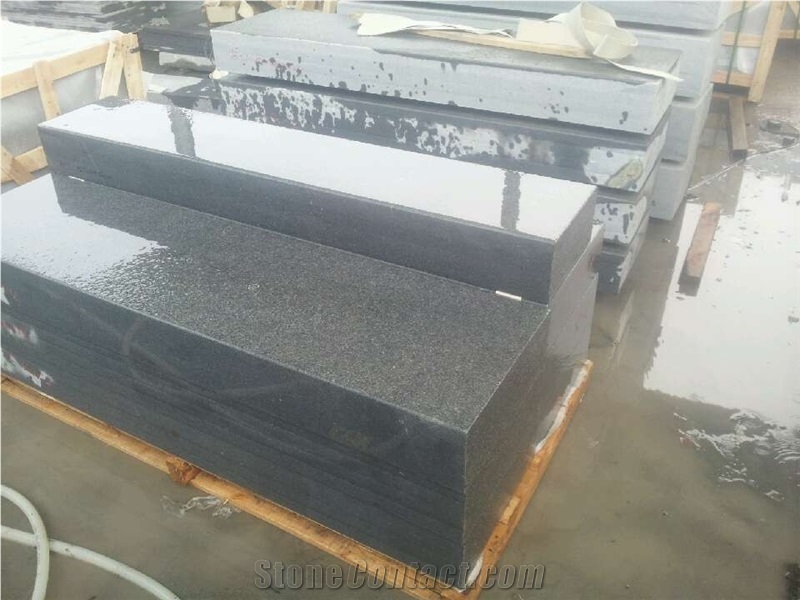 G654 Granite Flamed Surface Curbstone