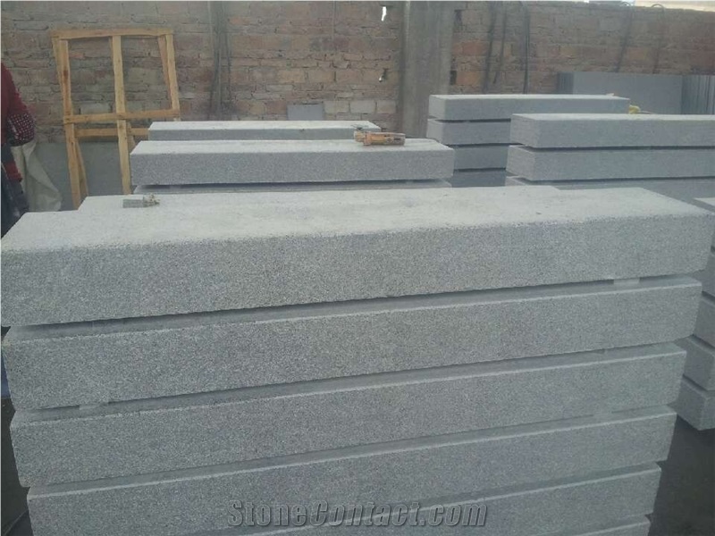 G654 Granite Flamed Surface Curbstone