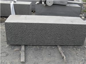 G684 Chinese Basalt Black Basalt Kerbstone Rough Picked Curbstone Pineapple Surface