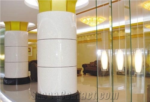 Artificial Crystal Glass Decorative Column in Stone Exterior