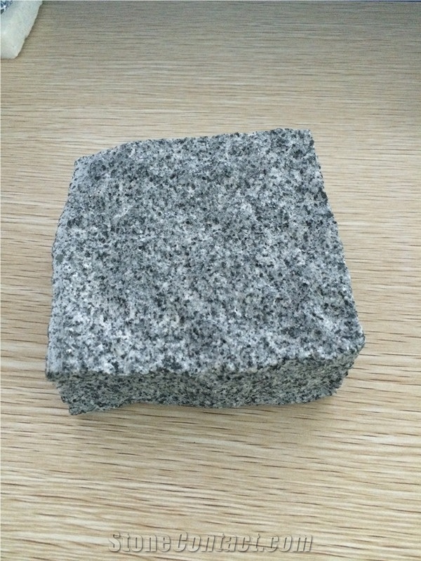 China Cheap Palladio Light Dark G654 Granite Landscape Cobble Stone / Cube Stone / Paving Sets/ Patio Stone