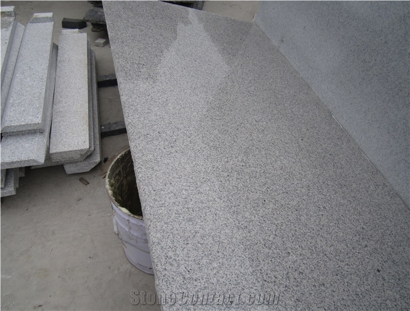 Cheap Light Grey G601 Granite Polished Tiles, China Grey Granite