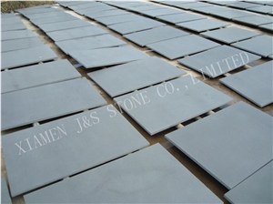 China Grey Basalt Slabs & Tiles/Hainan Grey/Basalto/ Inca Grey/Grey Basalt/ Basaltina /Hainan Grey Basalt/ Tiles/ Walling/ Flooring