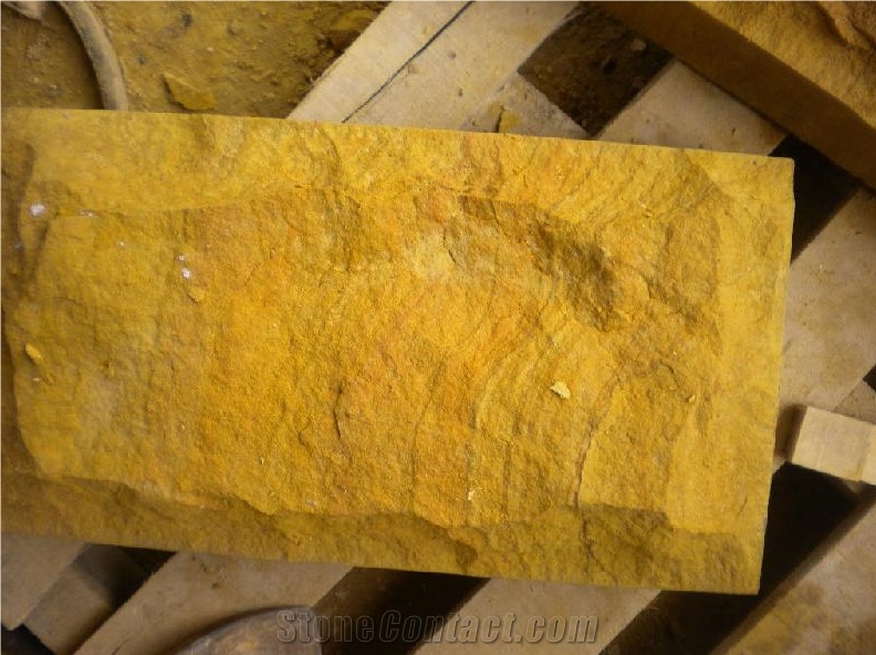 China Yellow Sandstone Mushroom Stone Floor Tiles
