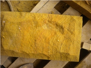 China Yellow Sandstone Mushroom Stone Floor Tiles