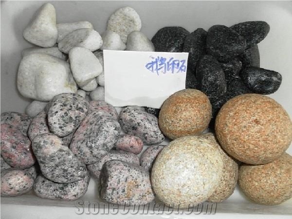 Muticolor Granite Pebble Stone