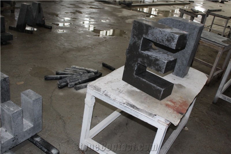 Shanxi Black Granite Monuments & Tombstone Characters