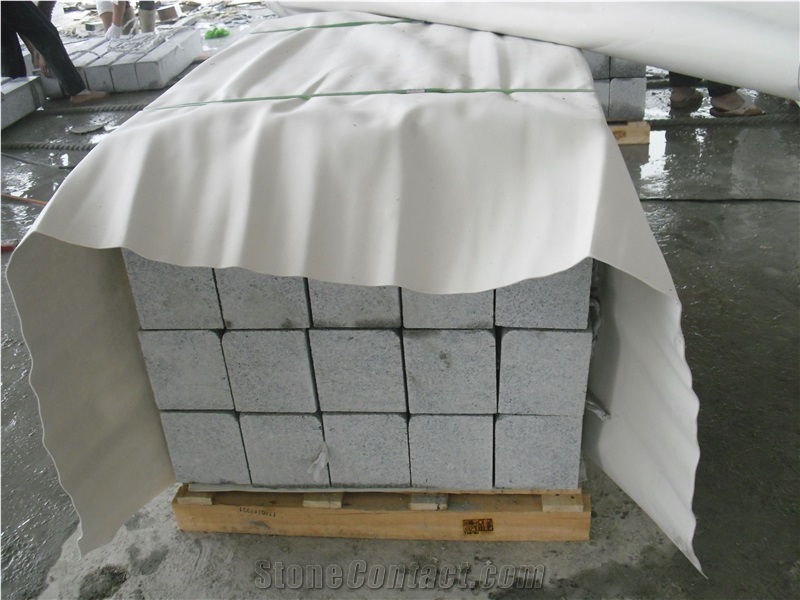 Lowest Prices China Shandong Light Grey White G341 Cheap Granite Kerbstone, Curbstone in Natural Finish/Flamed Finish for Road Side Kerb, Outdoor Natural Stone Use, Wodoen Pallet Pack, Manufacturer