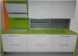 Apple Green Engineered Quartz Stone Tiles and Slabs for Worktop Table Top Projects More Durable Than Granite Thickness 2cm or 3cm Standard Slab Sizes 126 *63 and 118 *55