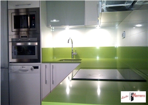 Apple Green Quartz Stone for Cut to Size Project Like Counter Top,Tabletop,Floor and Wall Polished Quartz Surfaces Standard Slab Sizes 126 *63 and 118 *55,More Durable Than Granite