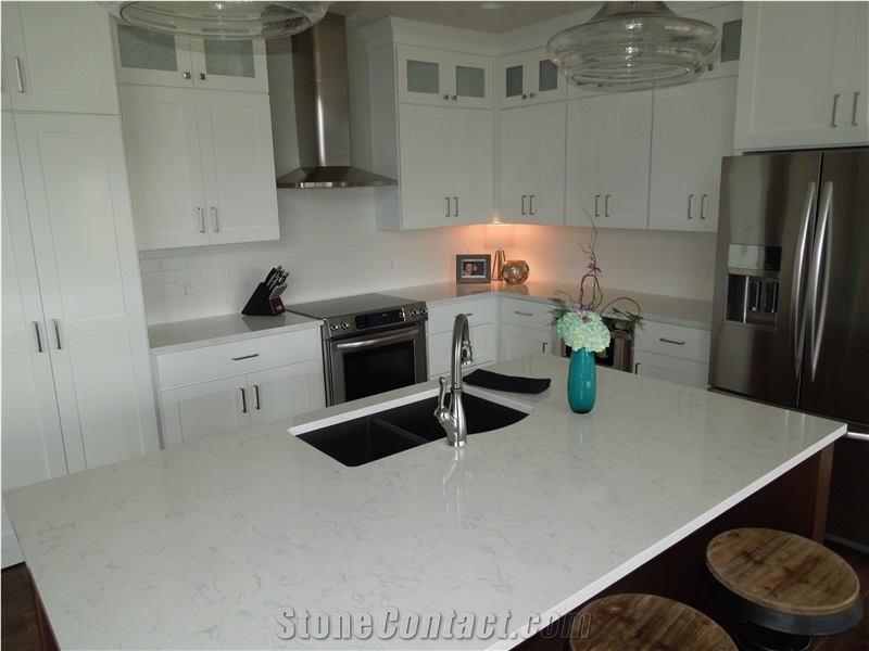 Carrara White That Look Like Carrara Marble Veined Collection Quartz Stone Surfaces Normally Produced Slab Size 118*55 and 126*63,Top Quality and Service,More Durable Than Granite