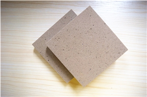 China Beige Quartz Stone with Bright Surface for Cut to Size Kitchen Counter Top Directly from China Manufacturer at Competitive Prices Standard Slab Sizes 126 *63 and 118 *55