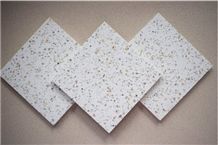 China White Engineered Quartz Stone for Pre-Fabricated Tops Customized Countertop Shapes with Finishing Pofile Mainly and Widely Used in Kitchen, Bathroom, Bar, School, Hospital and Other Public Place