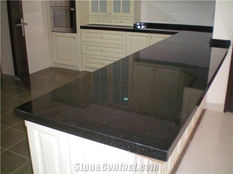 Engineered Quartz Stone Countertops for Kitchen and Bathroom Use Black Color in Standard Size 3000*1400mm and 3200*1600mm with Thickness 12/15/20/25/30mm