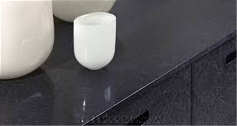 Engineered Quartz Stone Countertops for Kitchen and Bathroom Use Black Color in Standard Size 3000*1400mm and 3200*1600mm with Thickness 12/15/20/25/30mm