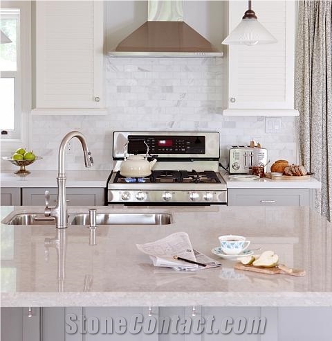 Man-Made Quartz Stone a New Surface Application Meterial for Kitchen Counter Top Cradle-To-Cradle,Nsf and Greenguard Certified Standard Sizes 126 *63 and 118 *55 with Top Guaranteed Quality