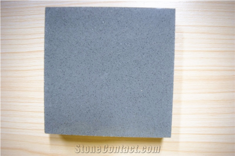 Quartz Stone Slab for Pre-Fabricated Countertop Directly from China Manufacturer at Cheap Pricing Normally Produced Slab Size 118*55 and 126*63