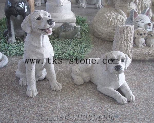 Spotty Dog Sculptures/Dog Carving