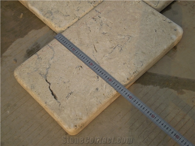 China Autumn Leaf Beige Travertine Tiles-Building Project Antique Style Floor Covering Tiles
