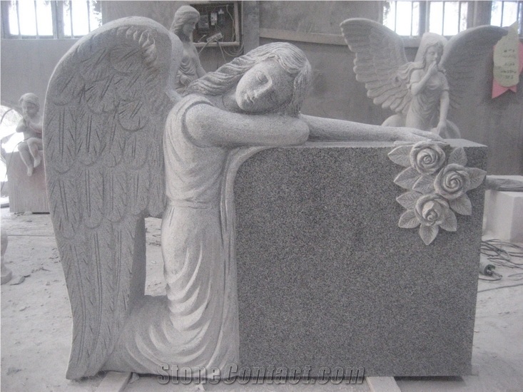 G654 Grey Granite Kneeling Angel Monument with Roses
