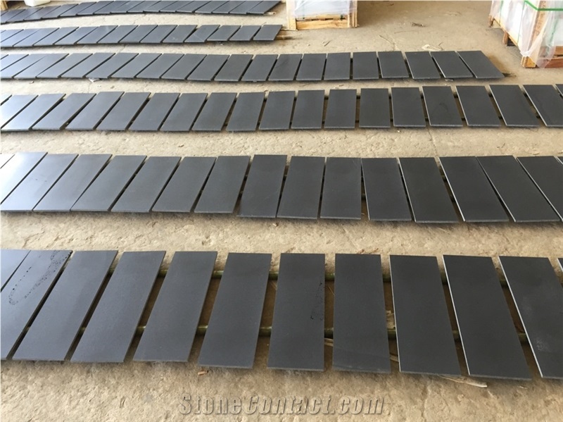 Hainan Black Basalt,Dark Bluestone Walling & Flooring Cladding Slabs & Tiles