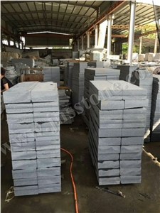 Hainan Grey Basalt Kerbstone / China Grey Basalt / Road Side Stone
