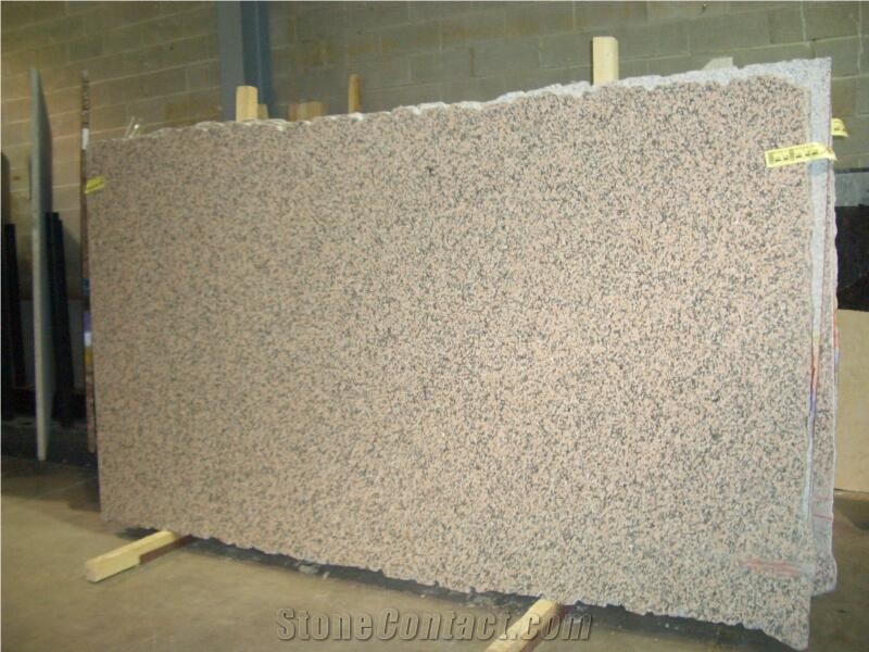 Saudi Porinoh Granite Slabs