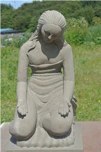 Statue Of Grieving Lady, Hand Carved in Sandstone