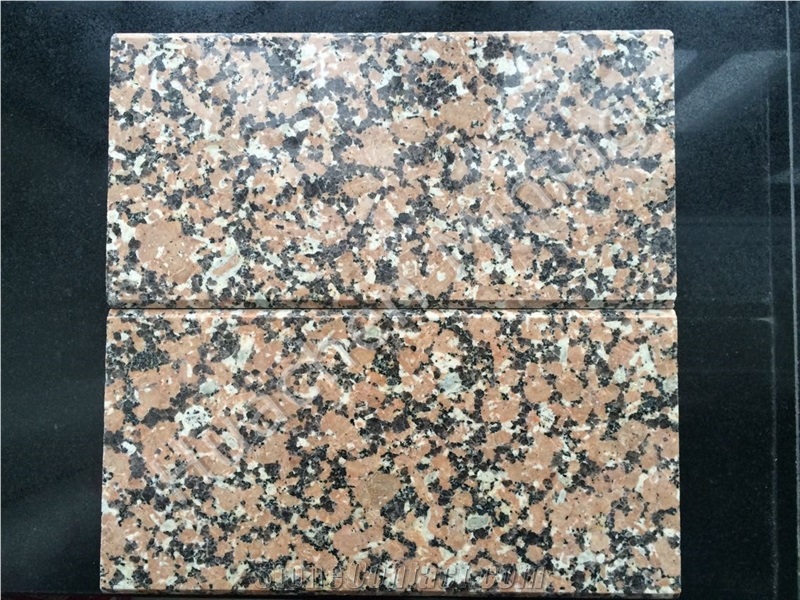 Ulan Brown Granite Slabs & Tiles, China Red Granite
